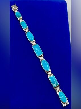 Sterling Silver LT Turquoise Bracelet